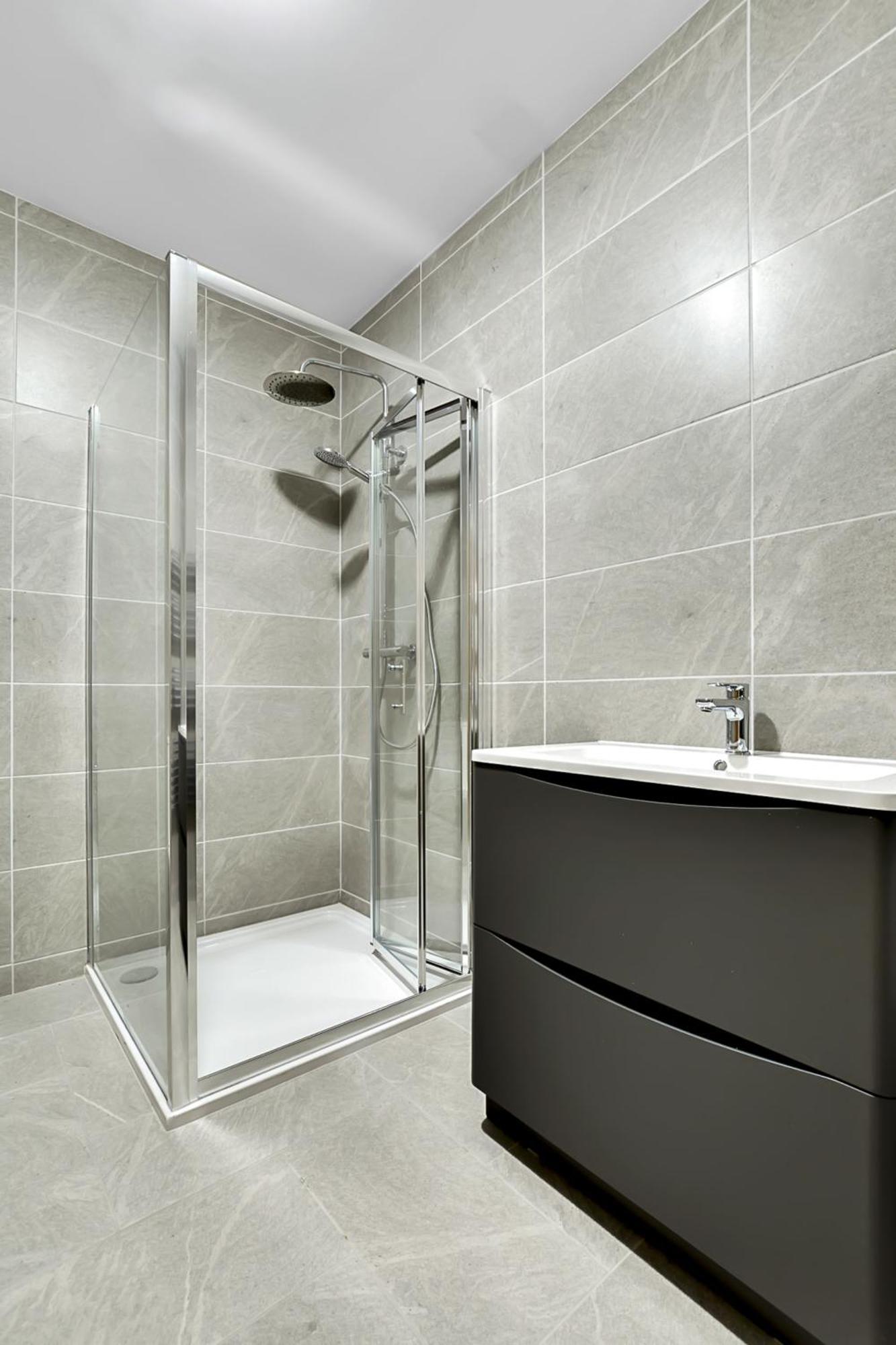 Bayview Luxury 3 Bedroom Apartment First Floor 道宁斯 外观 照片