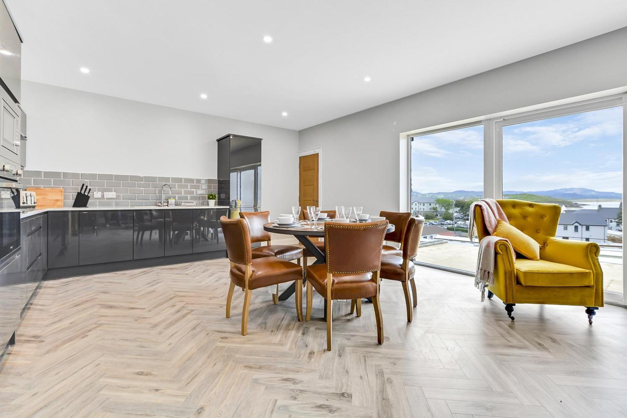 Bayview Luxury 3 Bedroom Apartment First Floor 道宁斯 外观 照片